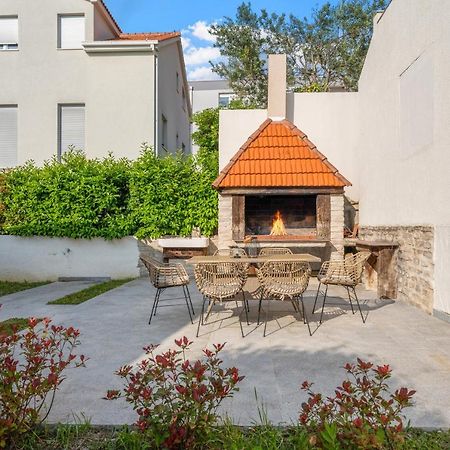 פודסטראנה Apartments Dante מראה חיצוני תמונה