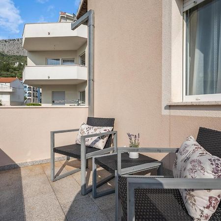 פודסטראנה Apartments Dante מראה חיצוני תמונה