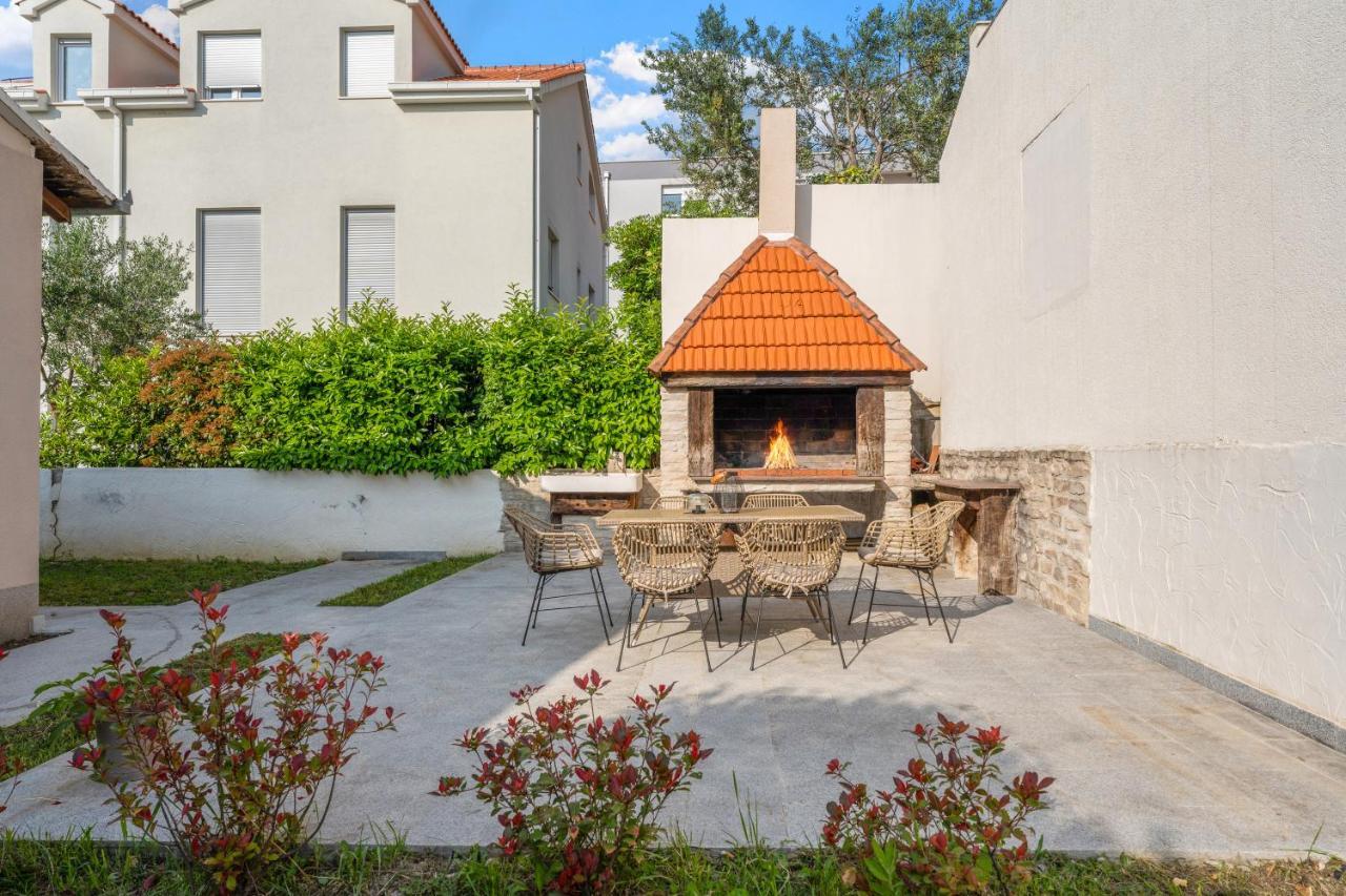 פודסטראנה Apartments Dante מראה חיצוני תמונה