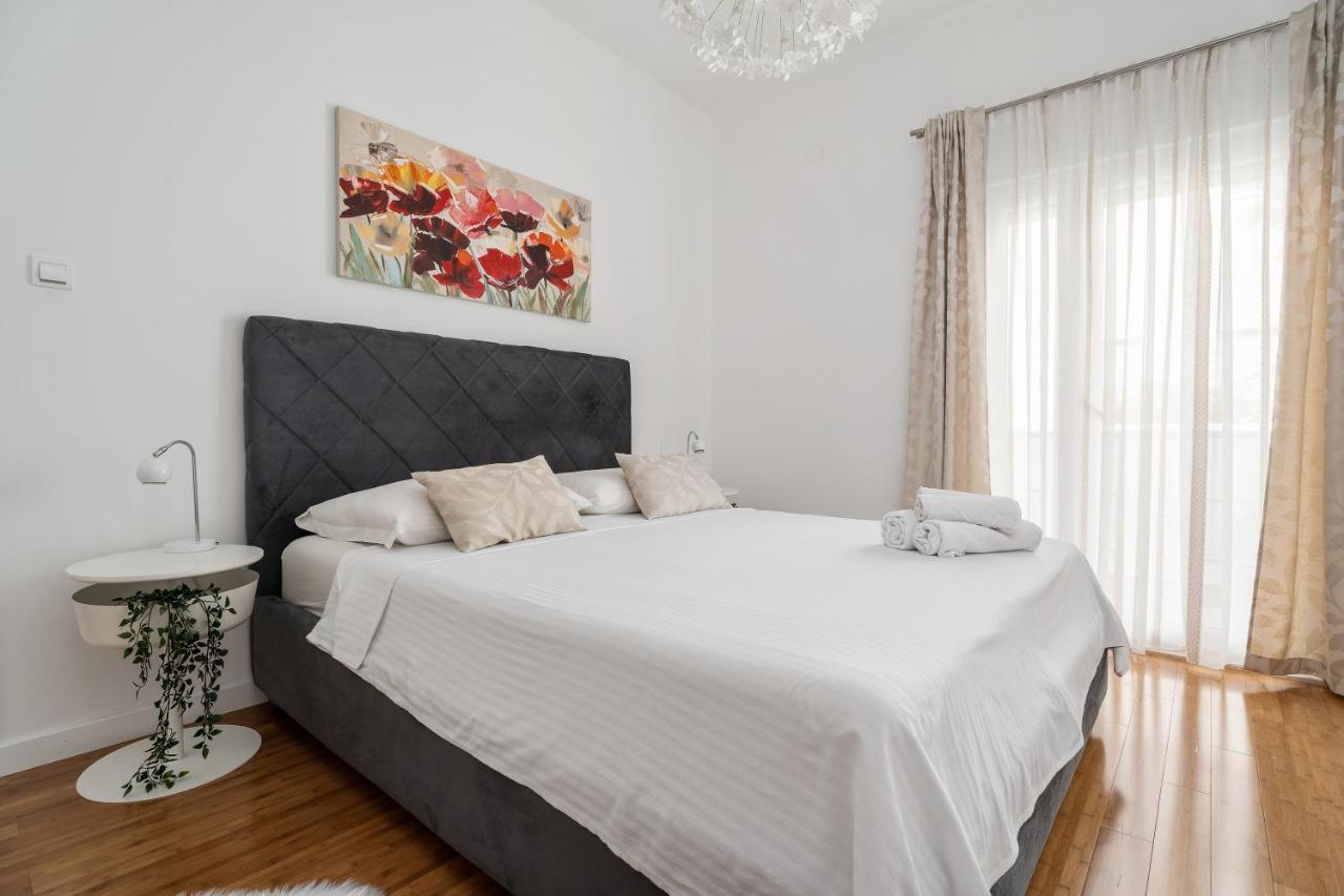 פודסטראנה Apartments Dante מראה חיצוני תמונה